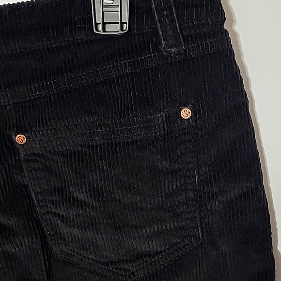 Shyanne Women's Size XL Mini Black Corduroy Button-Up Skirt - Picture 3 of 6